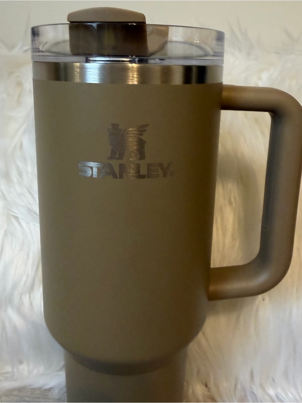 Stanley 40 oz Quencher H2.0 FlowState Tumbler - Picture 2 of 8